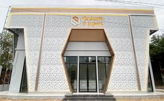 Exterior Signboards & Billboards by VIP Decor, photo 5
